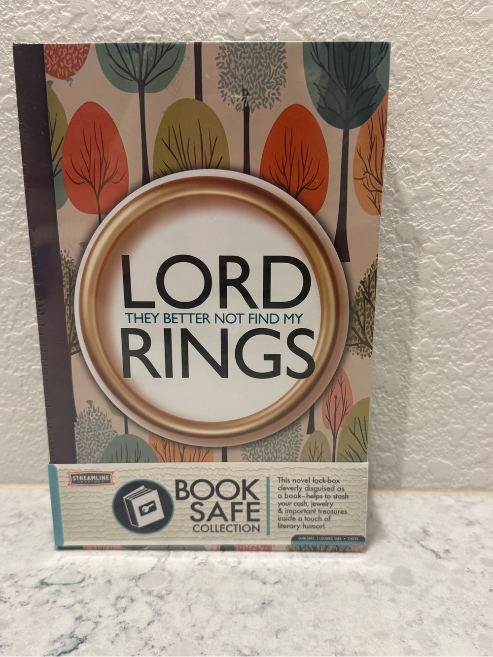 'Lord They Better Not Find My Rings' Book Safe -